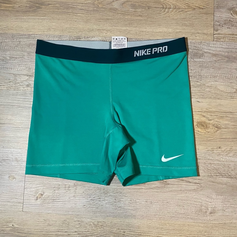 NIKE Pro Compression Shorts Size Large